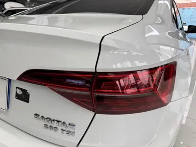 Volkswagen Sagitar