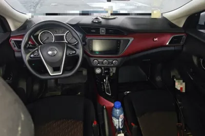 Nissan Lannia