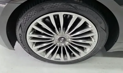 Kia K9