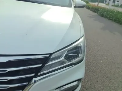 Roewe i5