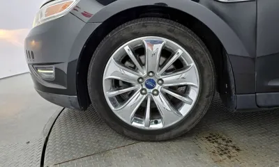 Ford Taurus