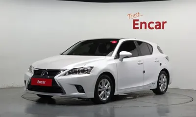 Lexus CT200h