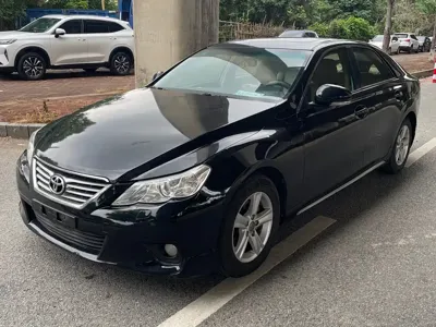 Toyota Reiz