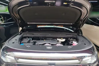Leapmotor C16