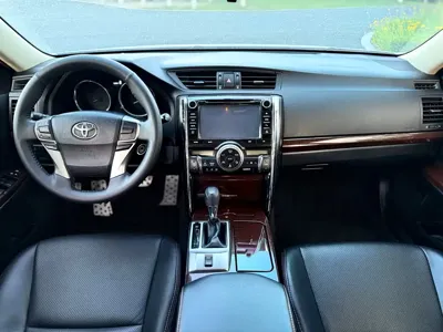 Toyota Reiz