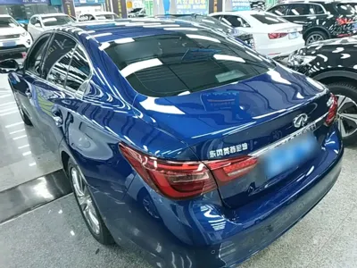 Infiniti Q50L