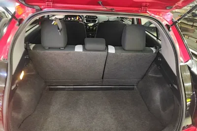 Toyota YARiS L Zhi Xuan