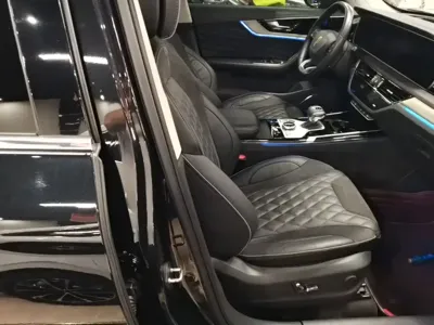 Hongqi Hongqi HS5