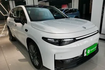 Leapmotor C10