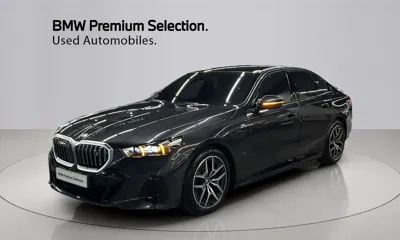BMW i5