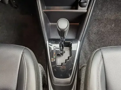 Toyota Yaris L