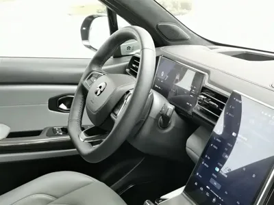Nio EC6