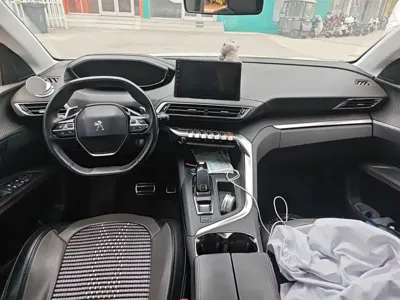 Peugeot 4008