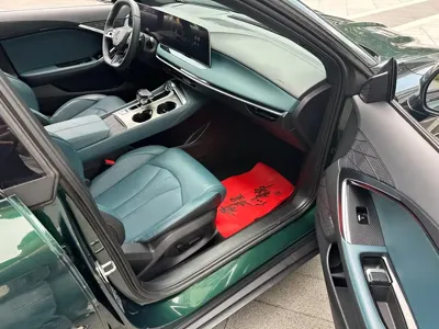 MG MG7