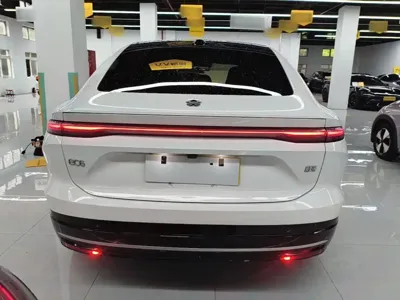 Nio EC6