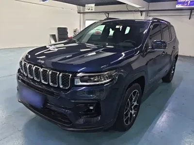 Jeep Grand Commander