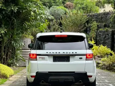 Land Rover Sport