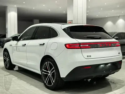 AITO 问界 AITO M5