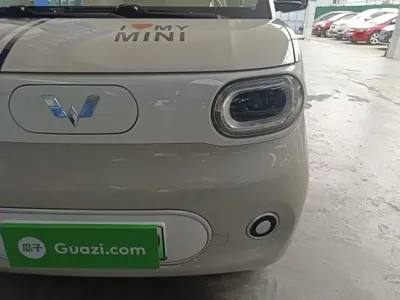 Wuling MINIEV