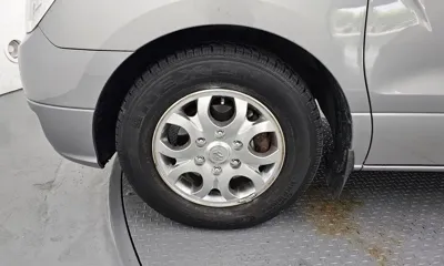 Hyundai Starex