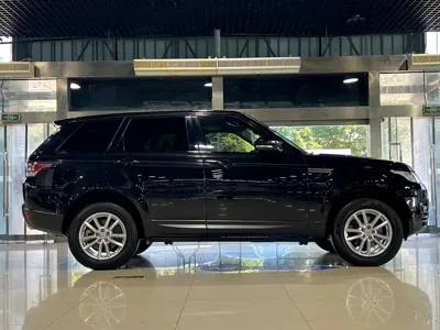 Land Rover Sport