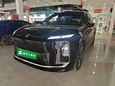 Nio ES8