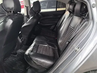 Roewe i5