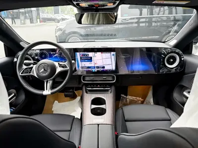 Mercedes-Benz 奔驰CLA新能源