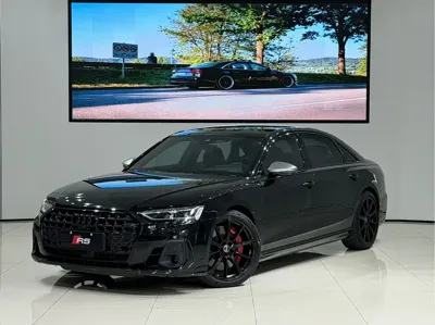 Audi S8