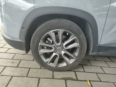 Geely ICON