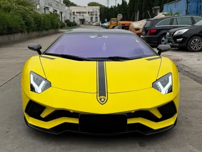 Lamborghini Aventador
