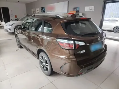 Venucia T70