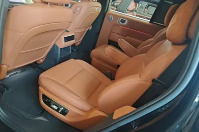 Li Auto L8