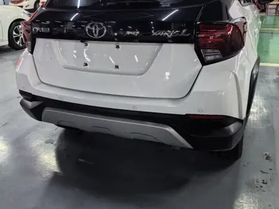 Toyota Yaris L