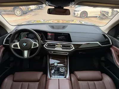 BMW X5 (Import)