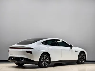 Xpeng P7