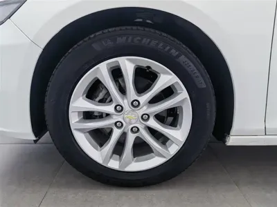 Chevrolet Malibu XL