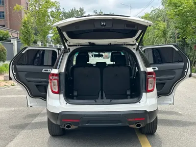 Ford Explorer (Import)