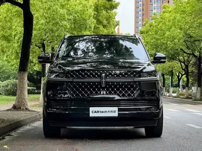 Lincoln Navigator