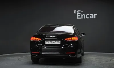 Hyundai Genesis