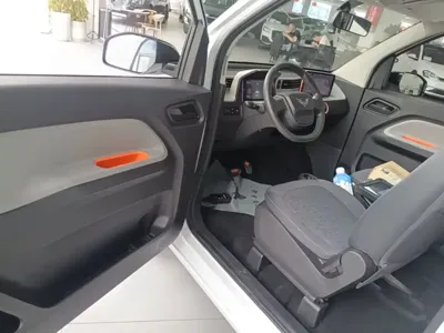 Wuling MINIEV