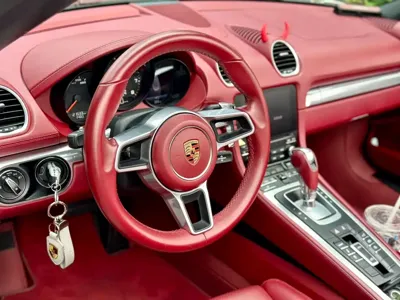 Porsche 718