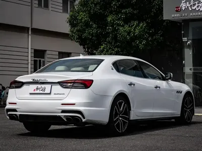 Maserati Quattroporte