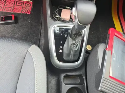 Kia KX1