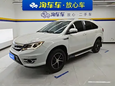 BYD S7