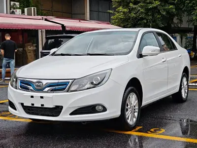 BYD e5