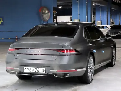 Genesis G90