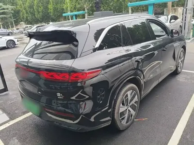 BYD 唐L