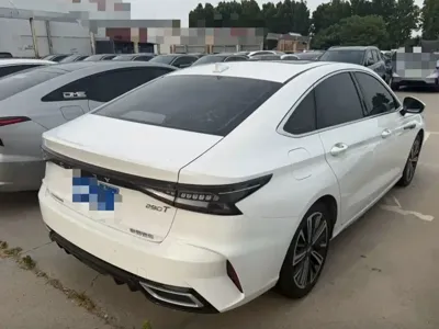 Chery Arrizo 8
