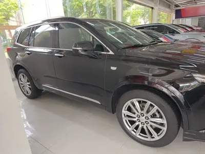 Cadillac XT6